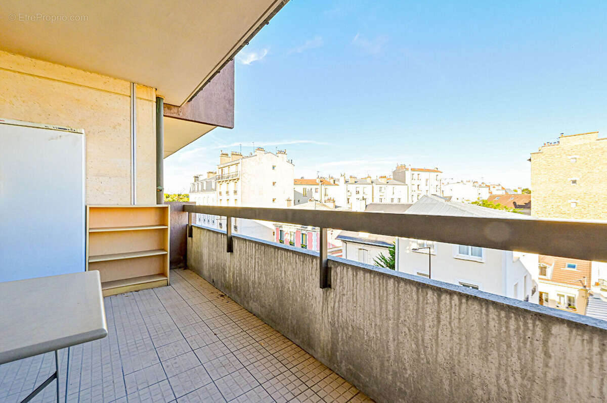 Appartement à CHARENTON-LE-PONT