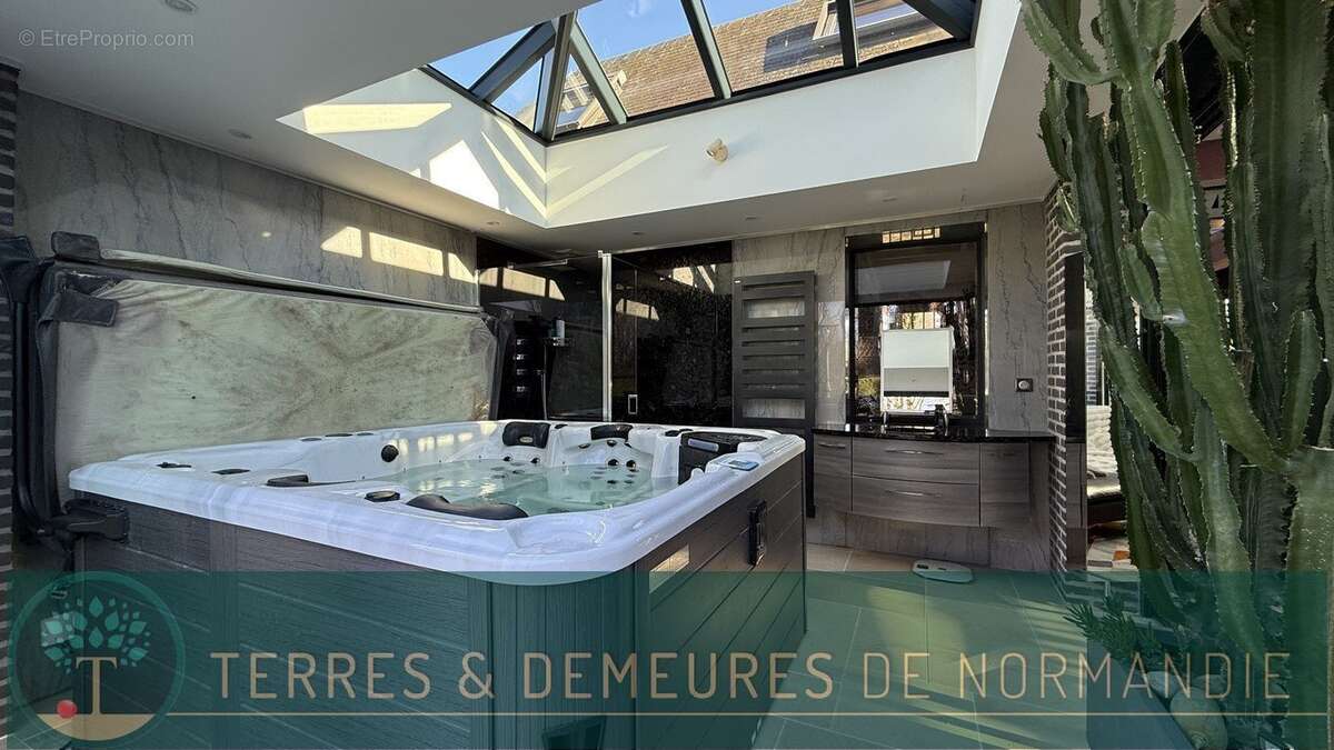 Maison à MORTEMER