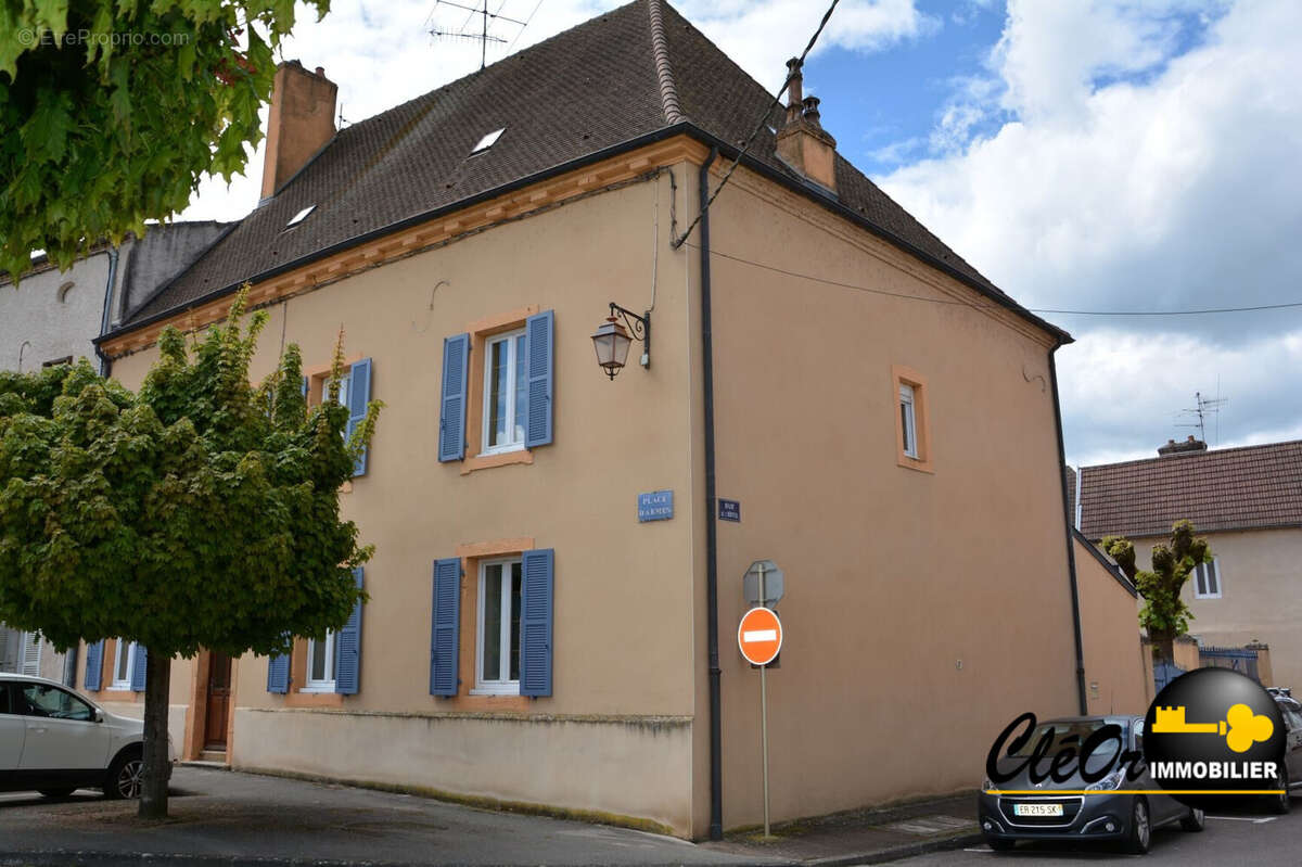 Maison à SAINT-JEAN-DE-LOSNE