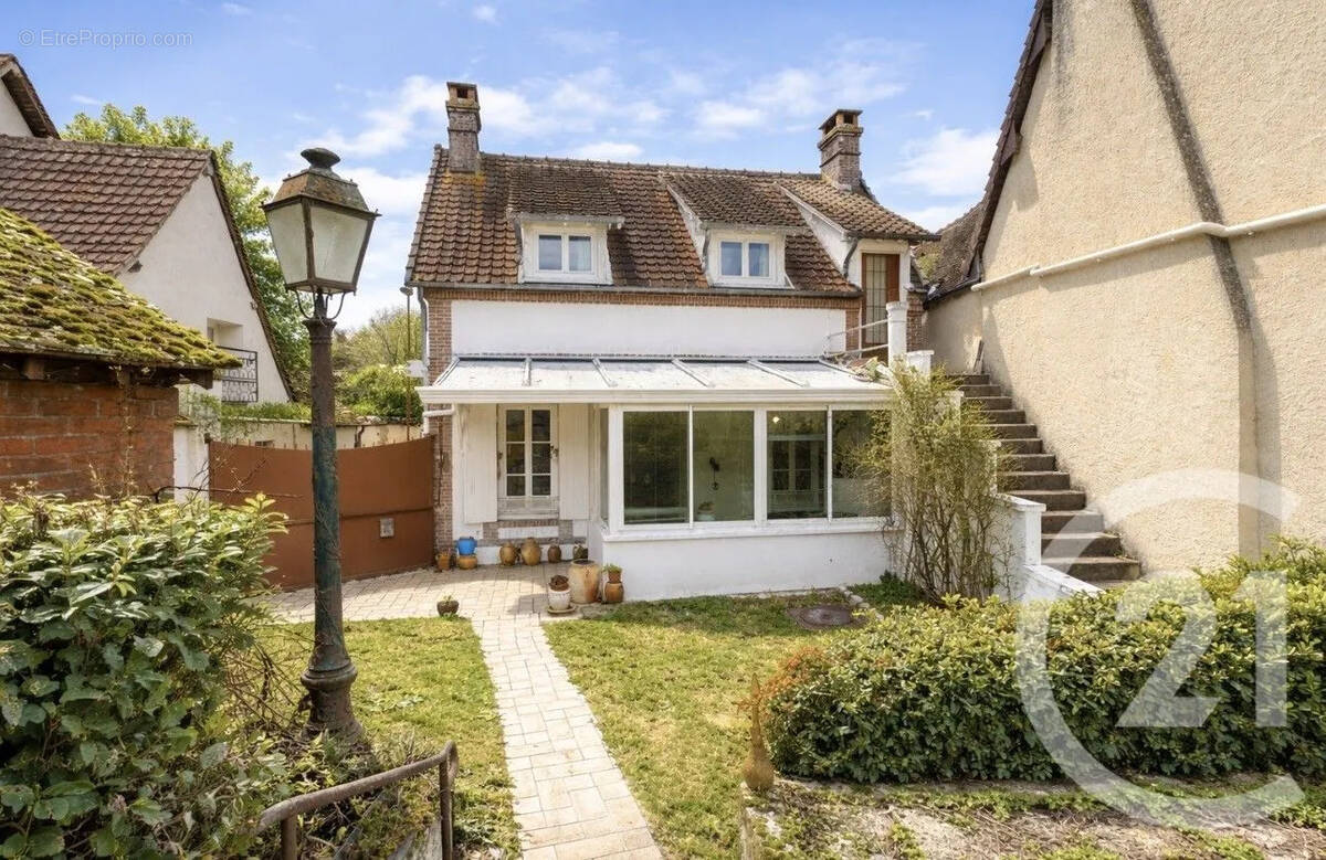 Maison à SOREL-MOUSSEL