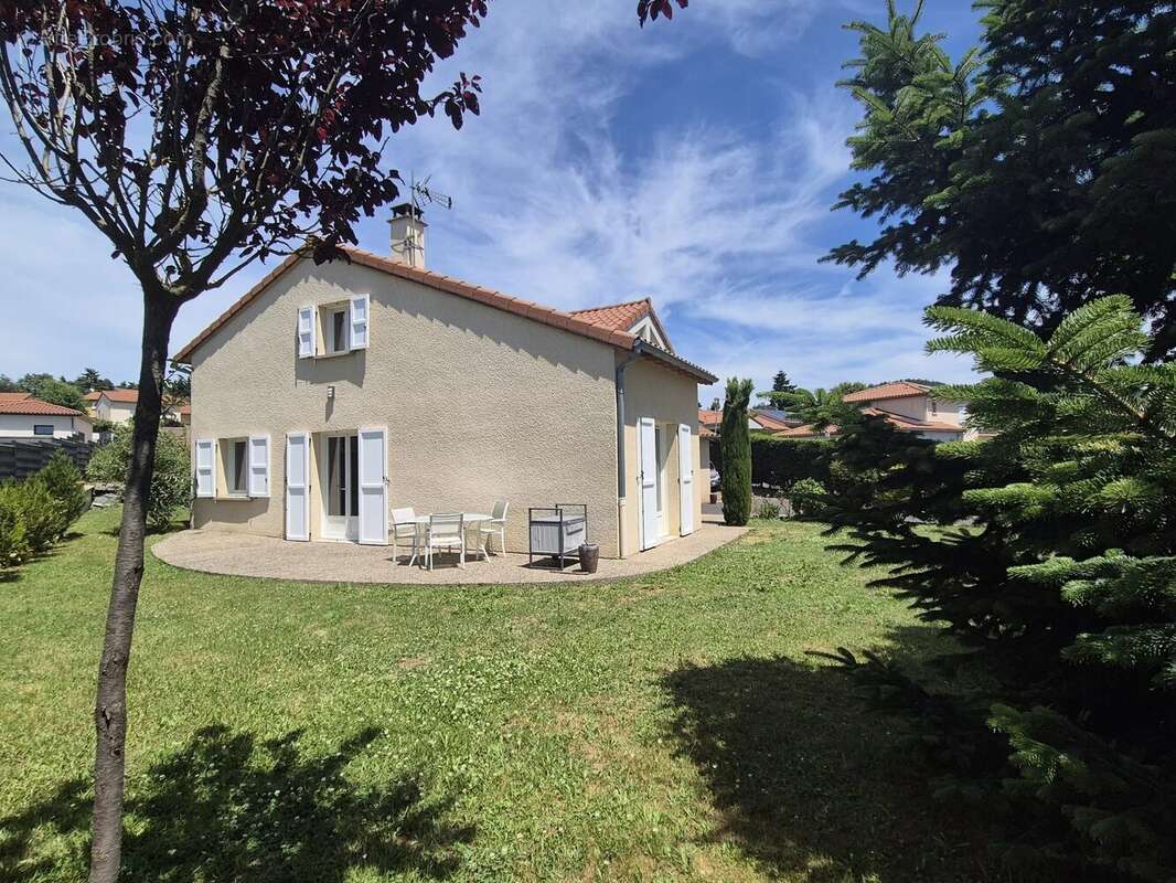 Maison de plain pied de 160m² - photo 4