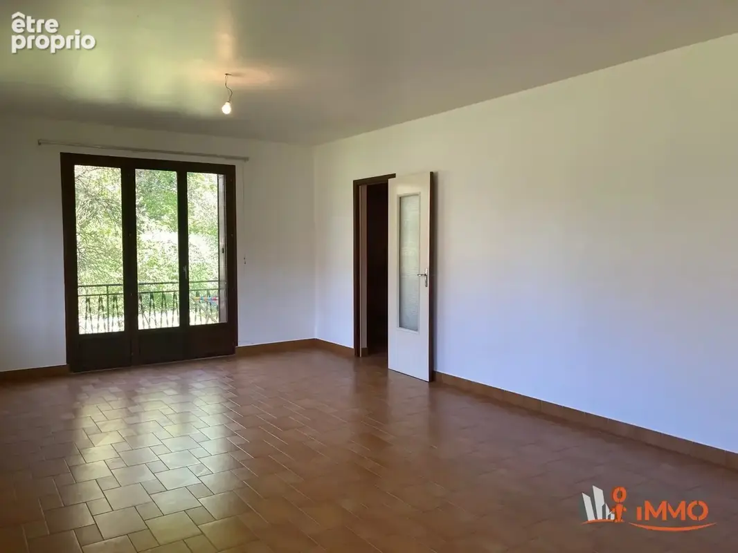 Fort potentiel pour cette villa traditionnelle sur sous sol tota - photo 4