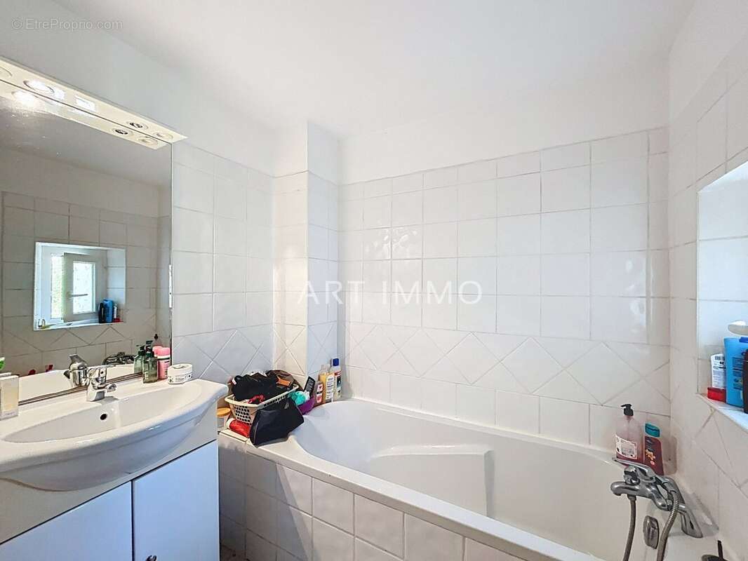 À vendre appartement t3 loué à robion - photo 6