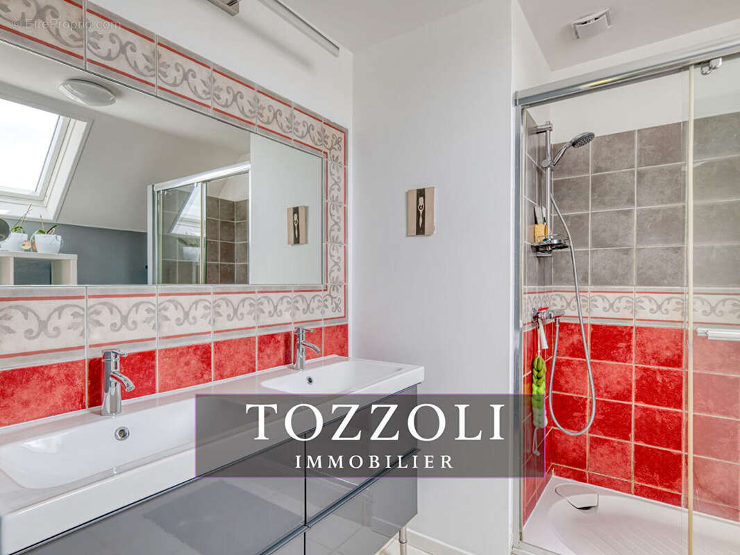 Maison à VILLEFONTAINE