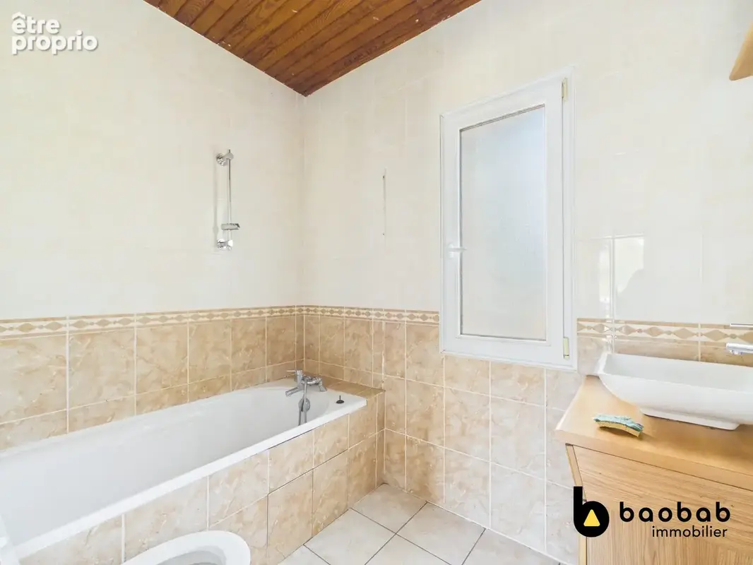 Maison 130 m² à La Chambre  - photo 8