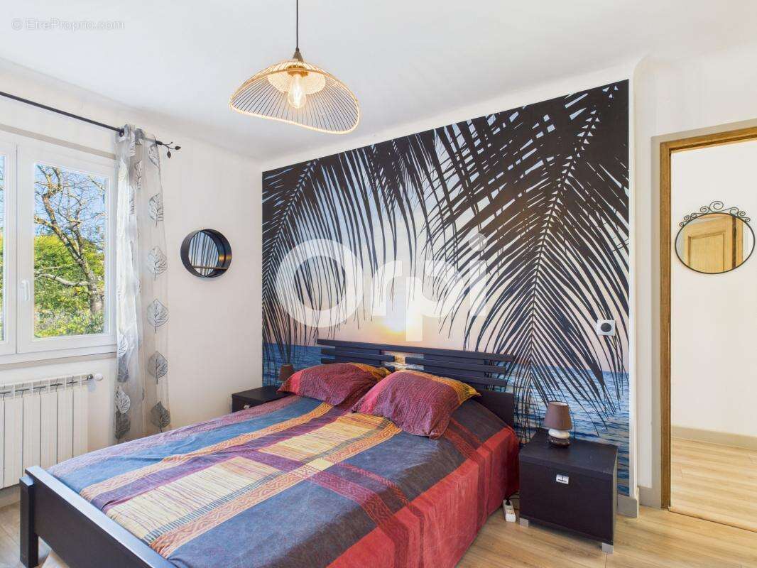 Maison à TOURRETTES