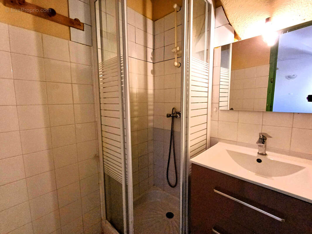 Appartement à VALLON-PONT-D'ARC
