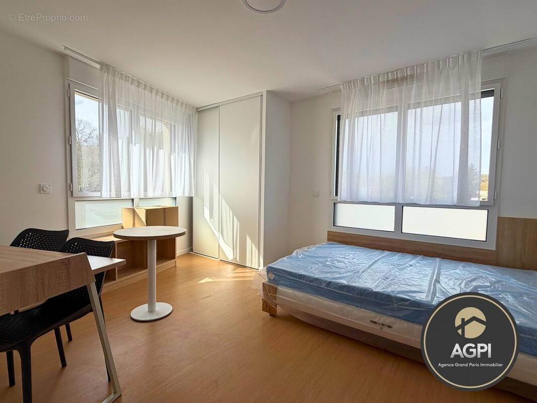 Appartement à GIF-SUR-YVETTE