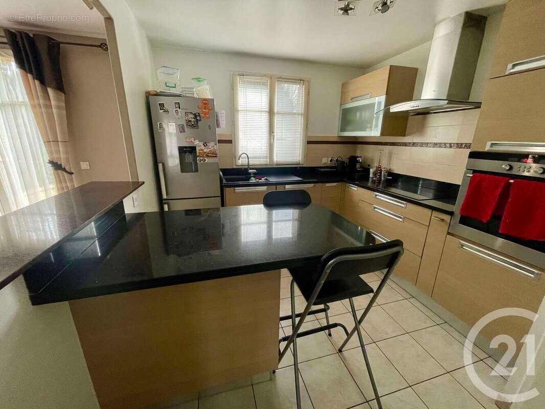 Maison à MOUSSY-LE-NEUF