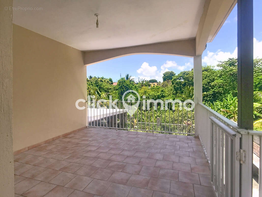 Maison à SAINTE-ANNE