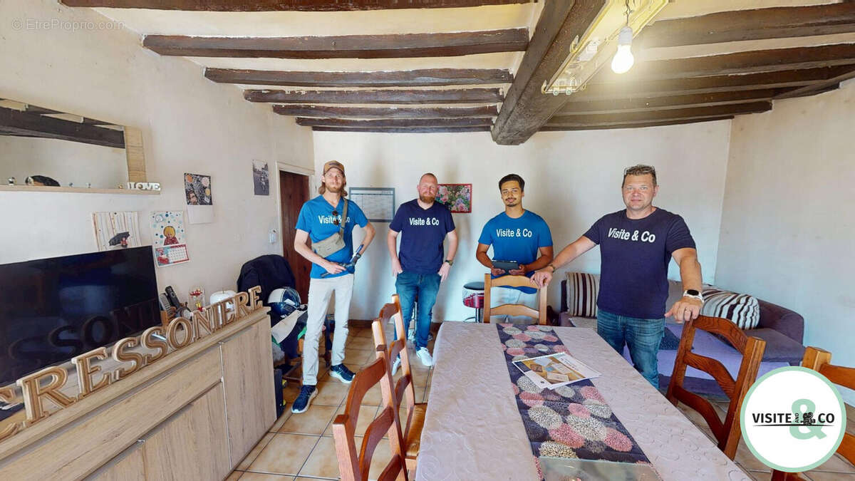 Maison à USSY