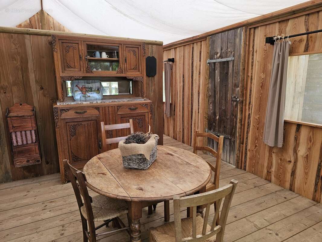 Complexe de glamping sur plus de 5 hectares avec étang - photo 4