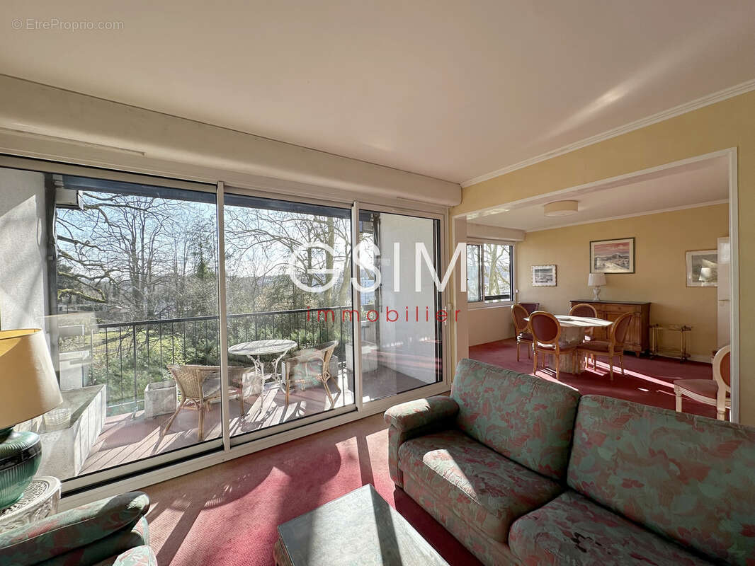 Appartement à VAUCRESSON