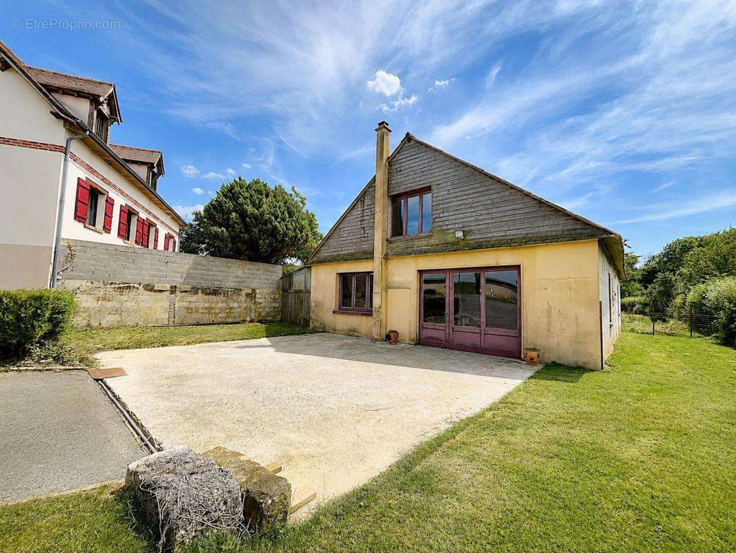 Maison à SAINT-OMER-EN-CHAUSSEE