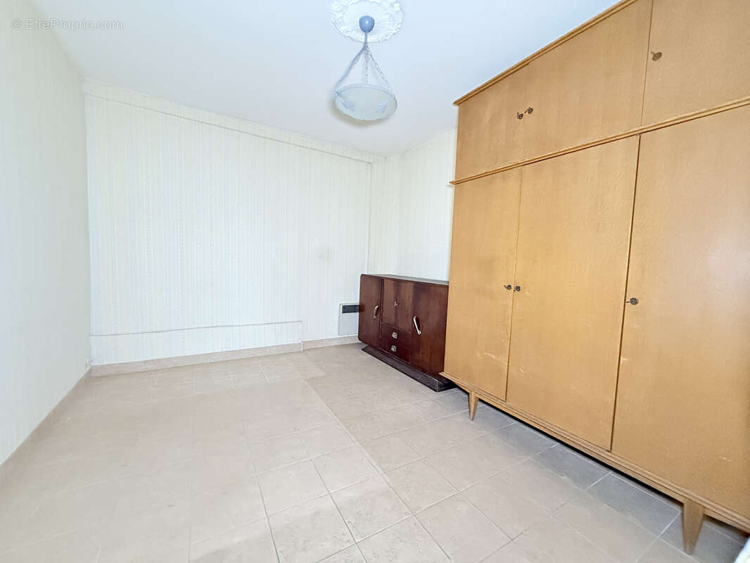 Autre à RUEIL-MALMAISON