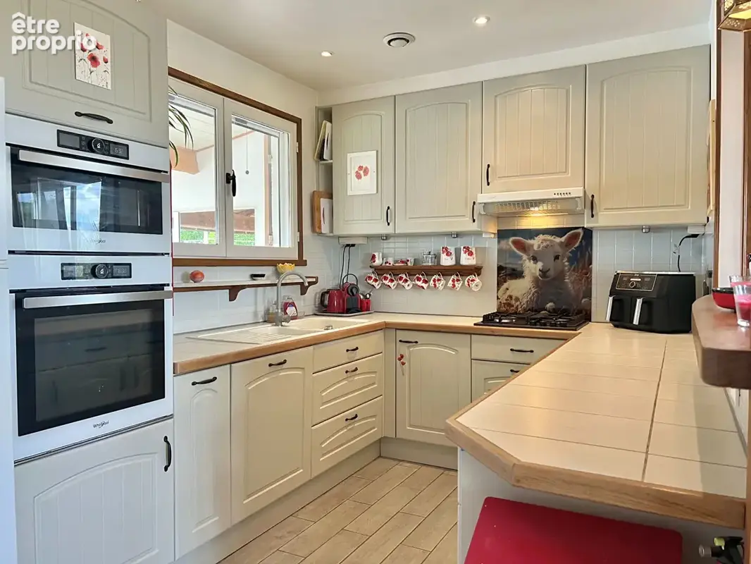 Charmante maison de plain-pied avec piscine et vue dégagée - photo 8