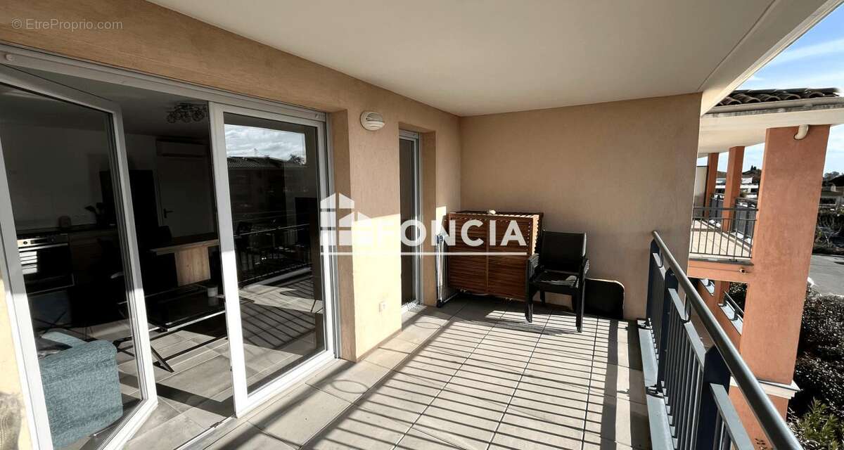 Appartement à BORMES-LES-MIMOSAS