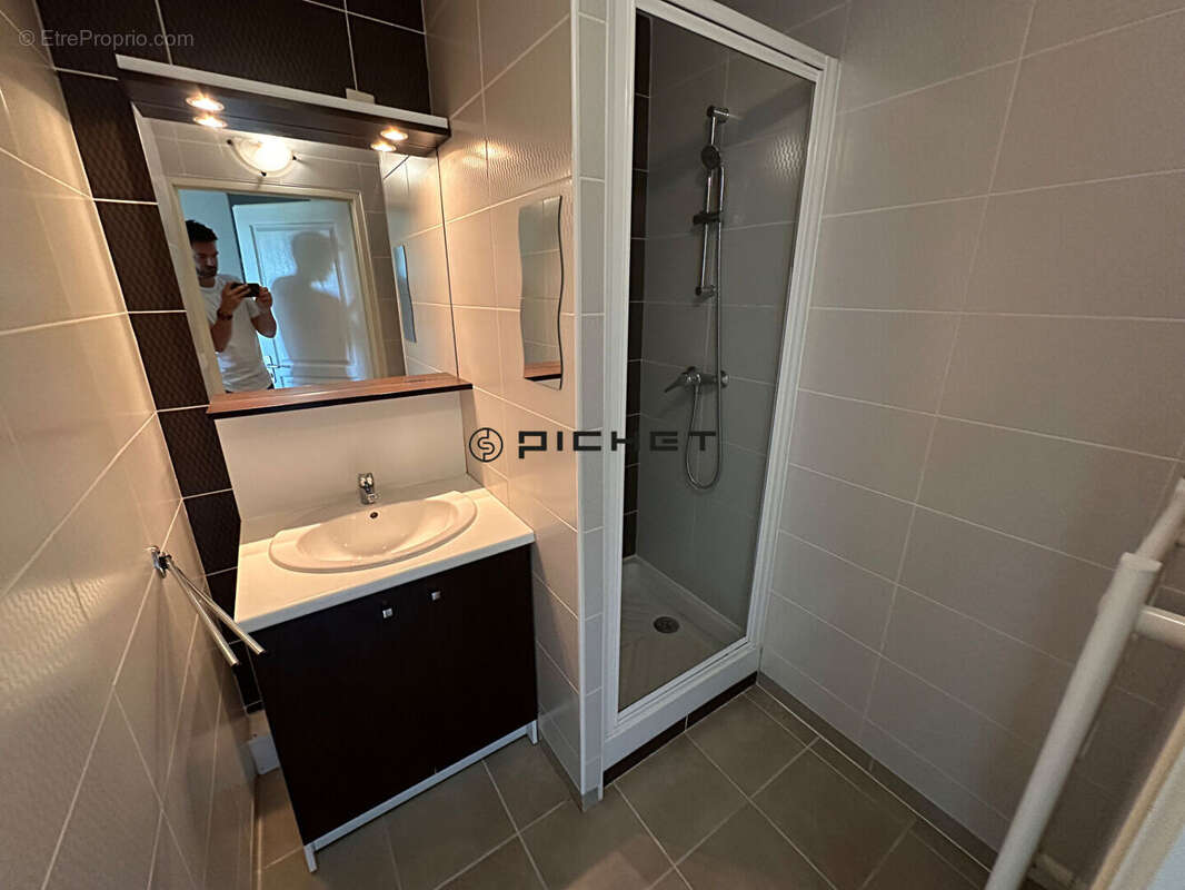 Appartement avec terrasse et parking en sous sol - photo 8