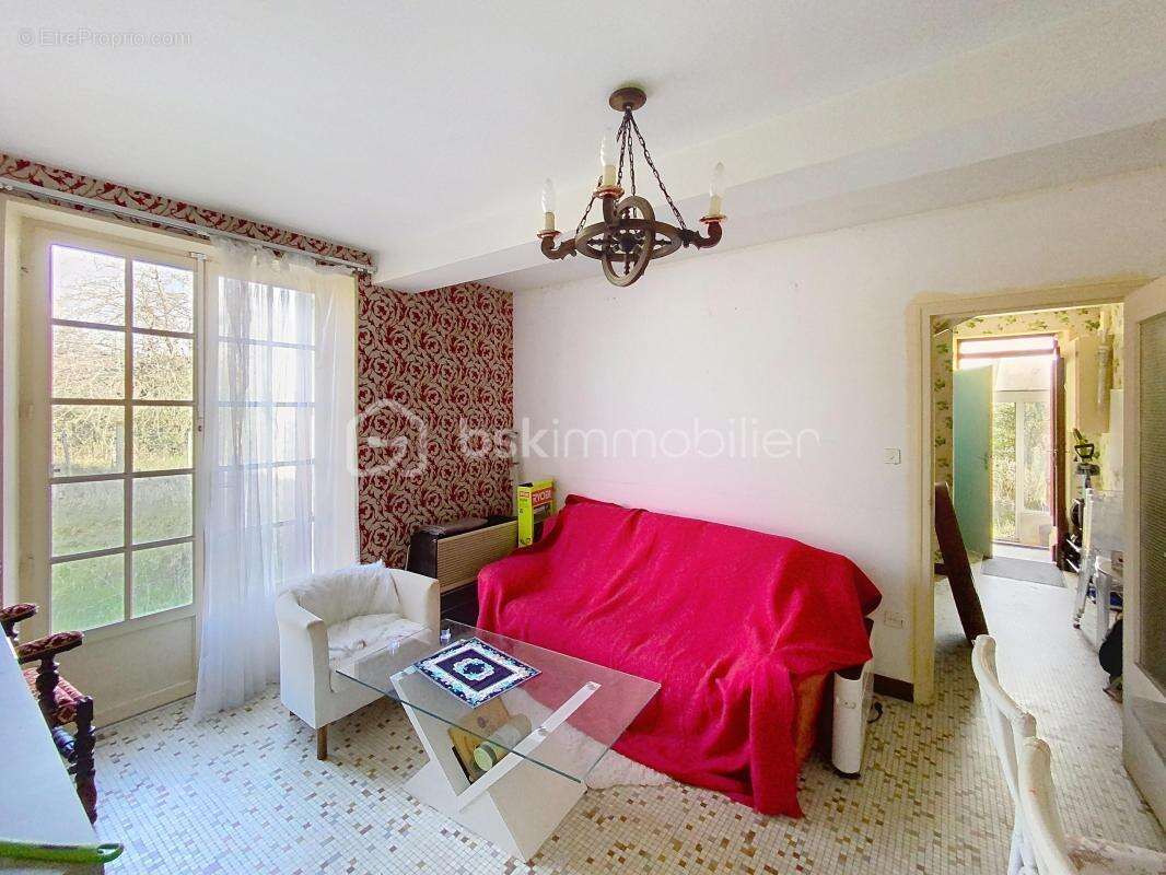 Maison à CHAMBEUGLE