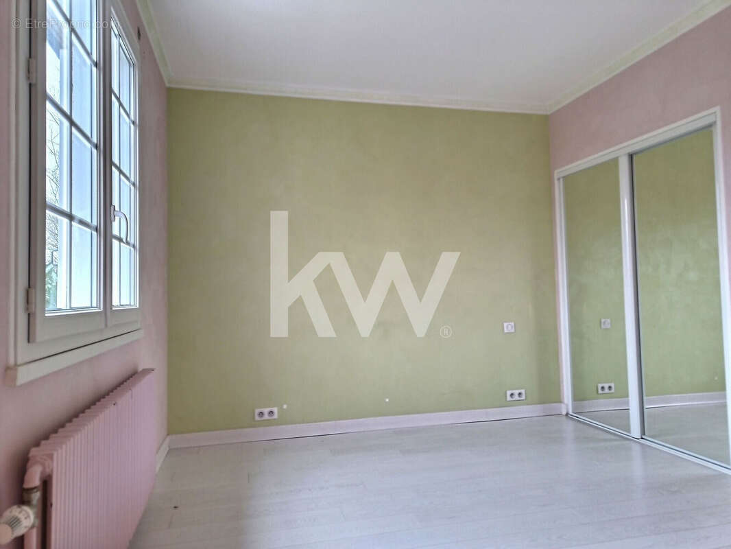 Maison 217 m² à Saint-Jean-De-Braye  - photo 3