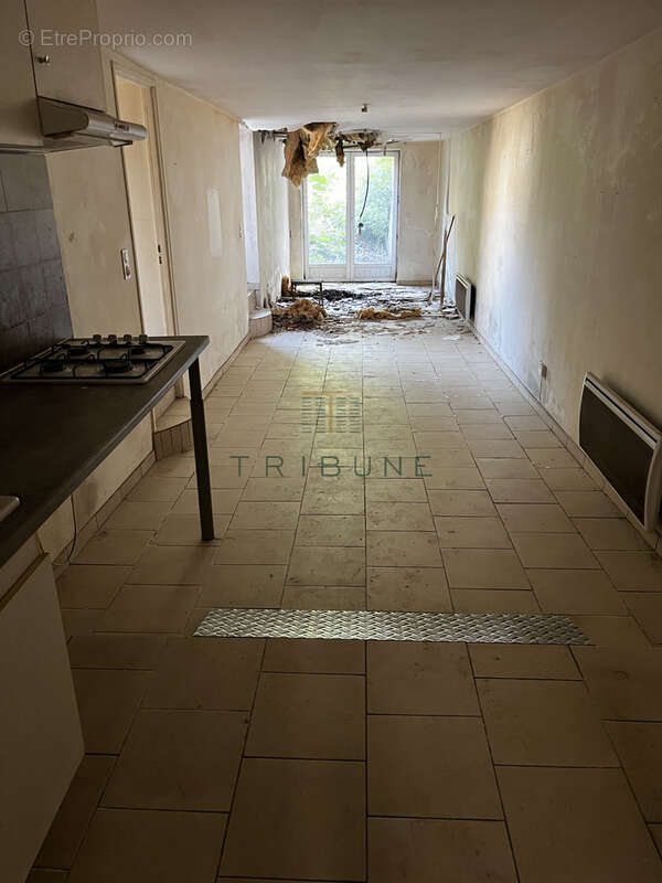 Immeuble entièrement vide - photo 21