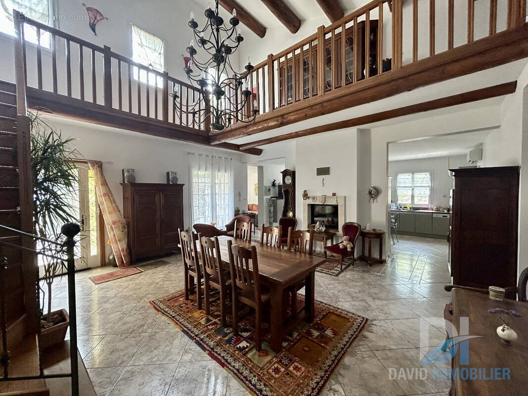 Maison à ESPONDEILHAN