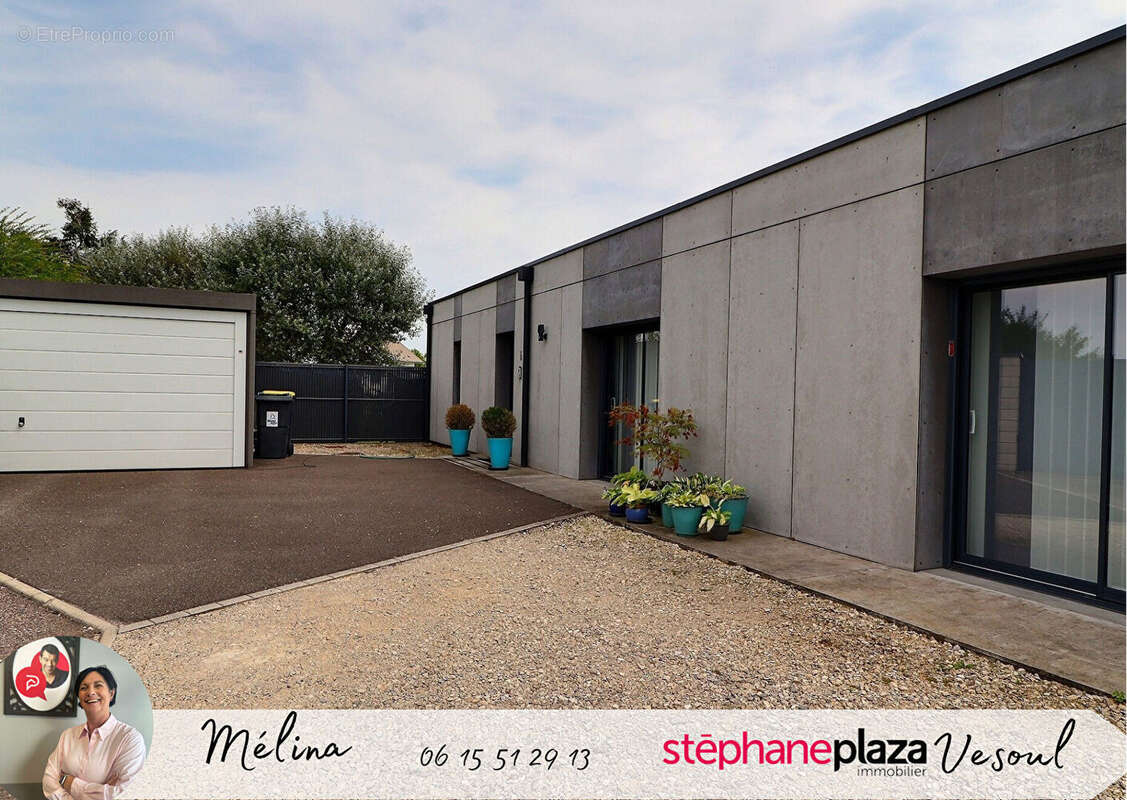 Maison à CHARMOILLE