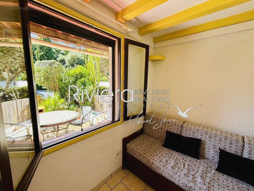 Au calme - proche centre - mazet - 4 pieces - 2 terrasses et - photo 4