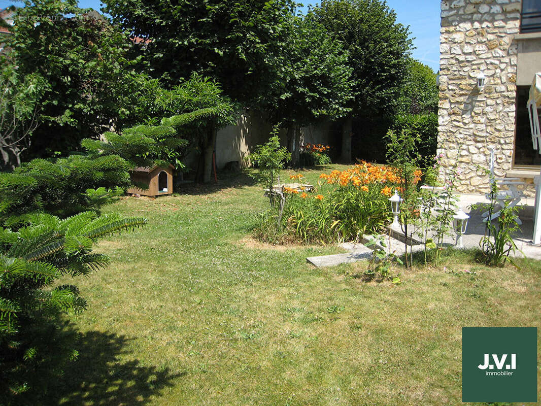 Maison à MONTMORENCY