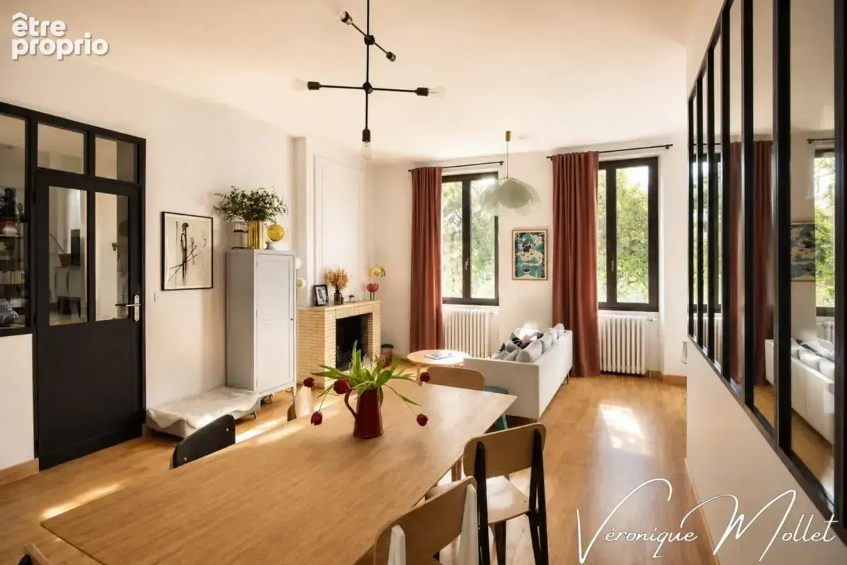 Maison en pierre indépendante sur 1000m2 de parcelle arborée à pieds de tous commerces - photo 4