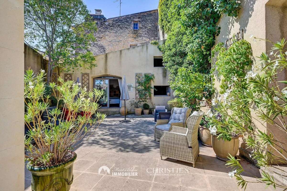 Maison à AIX-EN-PROVENCE