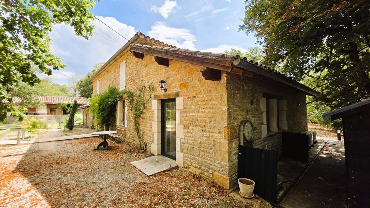 Maison à SAINT-ANTONIN-NOBLE-VAL