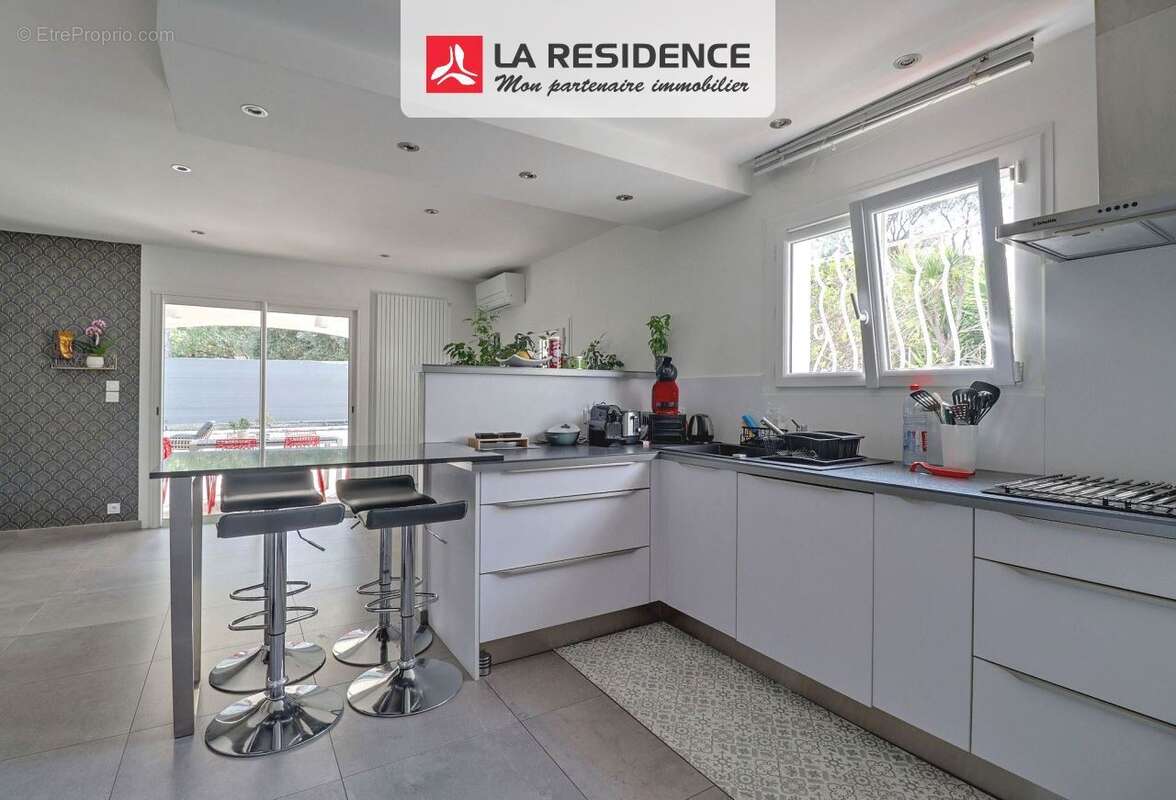 Maison 150 m² à Frejus  - photo 3