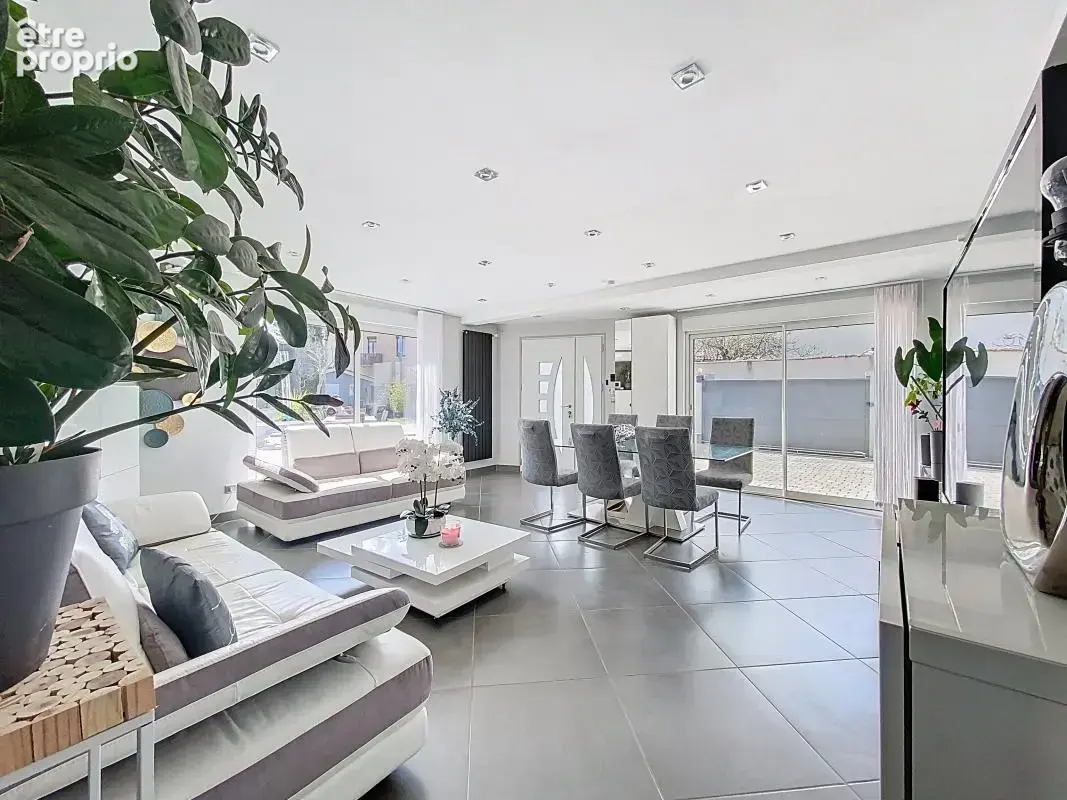 Maison - 3 Chambres - Dont 1 Suite parentale - Buanderie - Terrasse - Jardin - SPA - photo 16