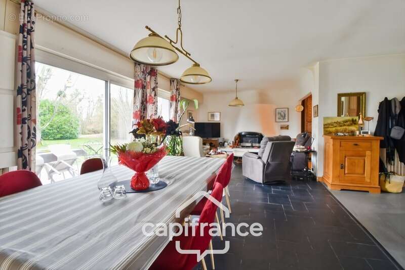Maison à vendre 5 pièces proche de LONS LE SAUNIER (39000) - photo 3