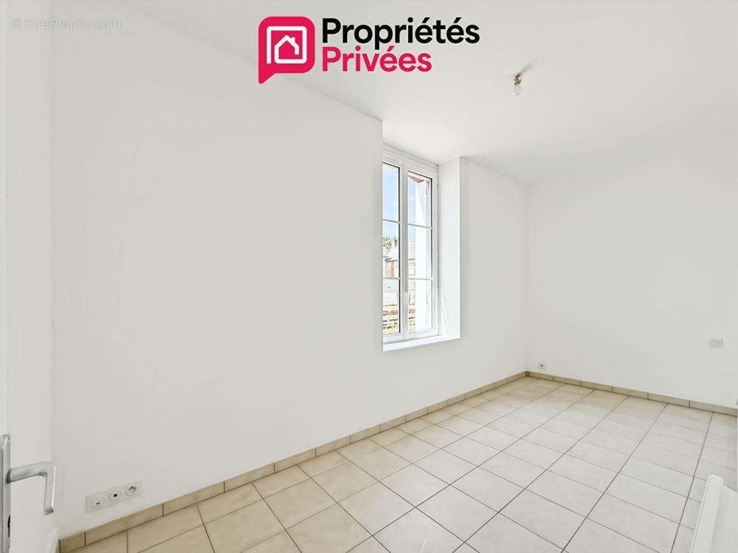 Chateaubriant - Maison  2 Appartements T3 - 6 pièce(s) 108 m2 - photo 5