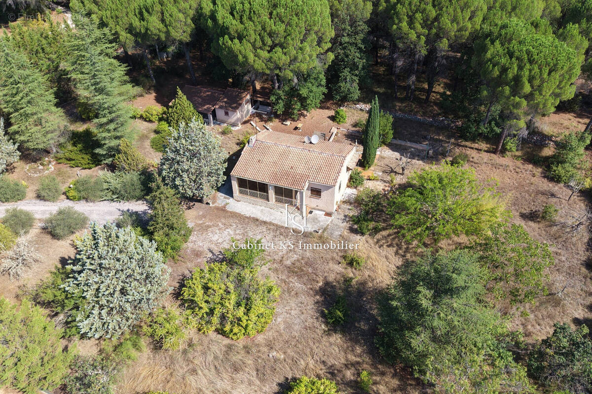 Maison à SAINT-MAXIMIN-LA-SAINTE-BAUME