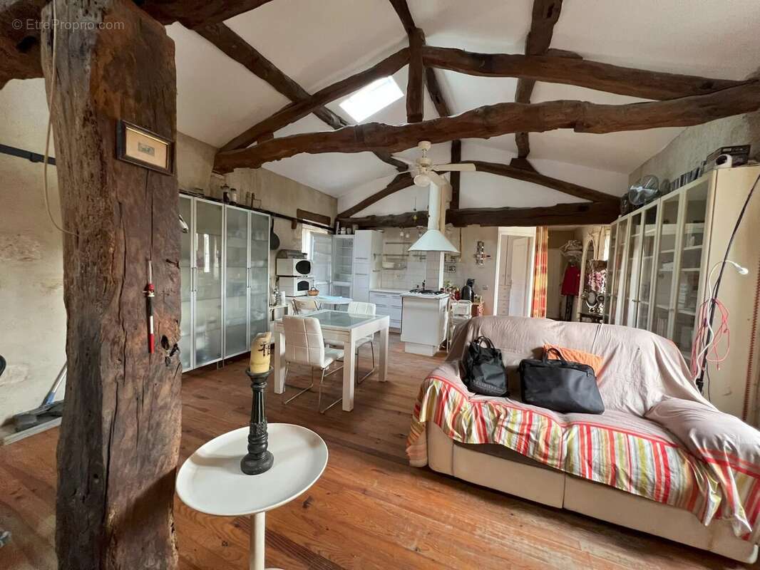 Maison à SAINT-CLAR