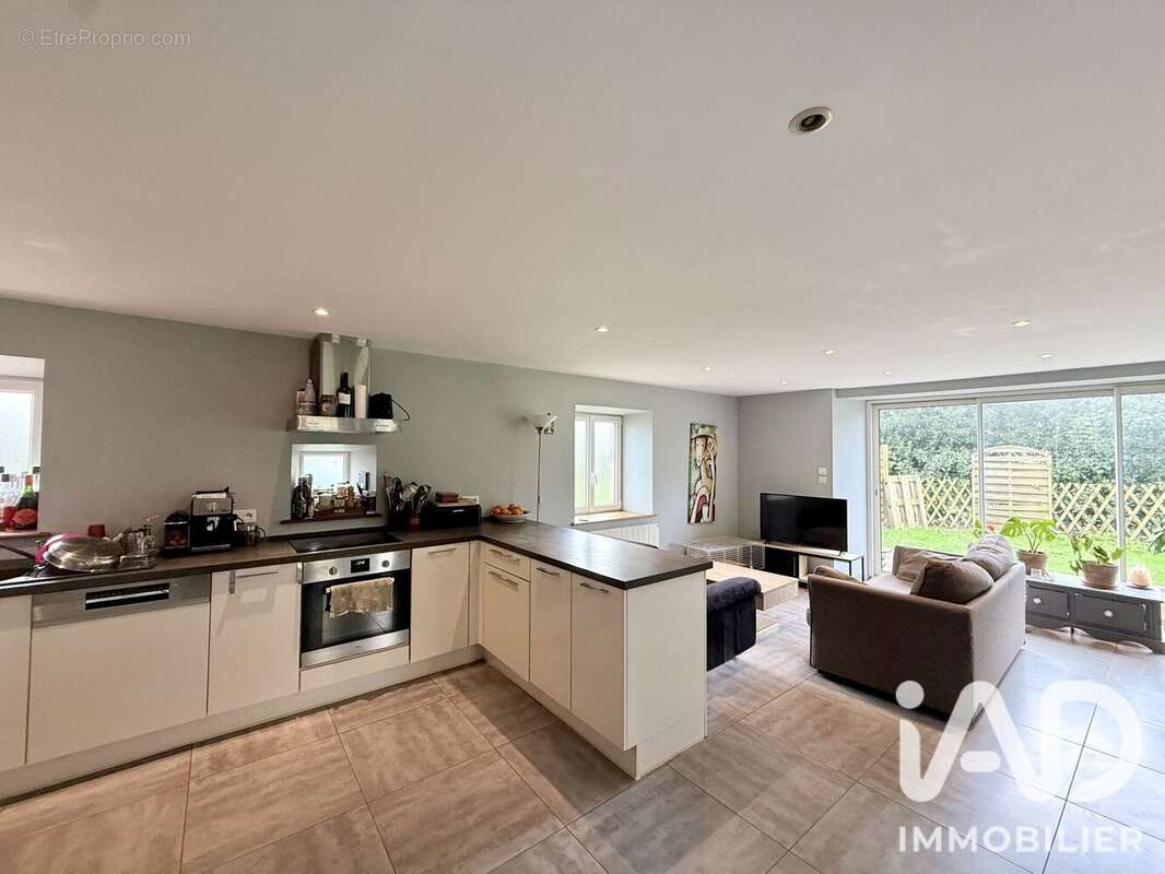 Maison 100 m² à Quettreville-Sur-Sienne  - photo 7