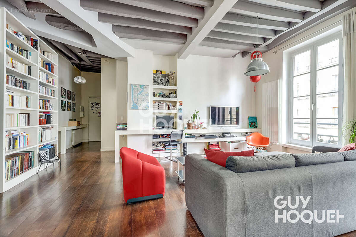 Appartement à PARIS-19E