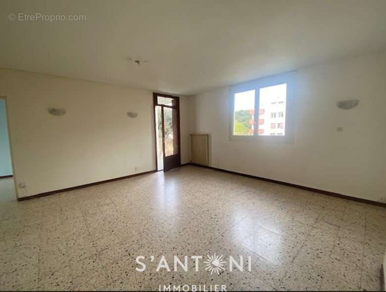 Appartement à BEZIERS