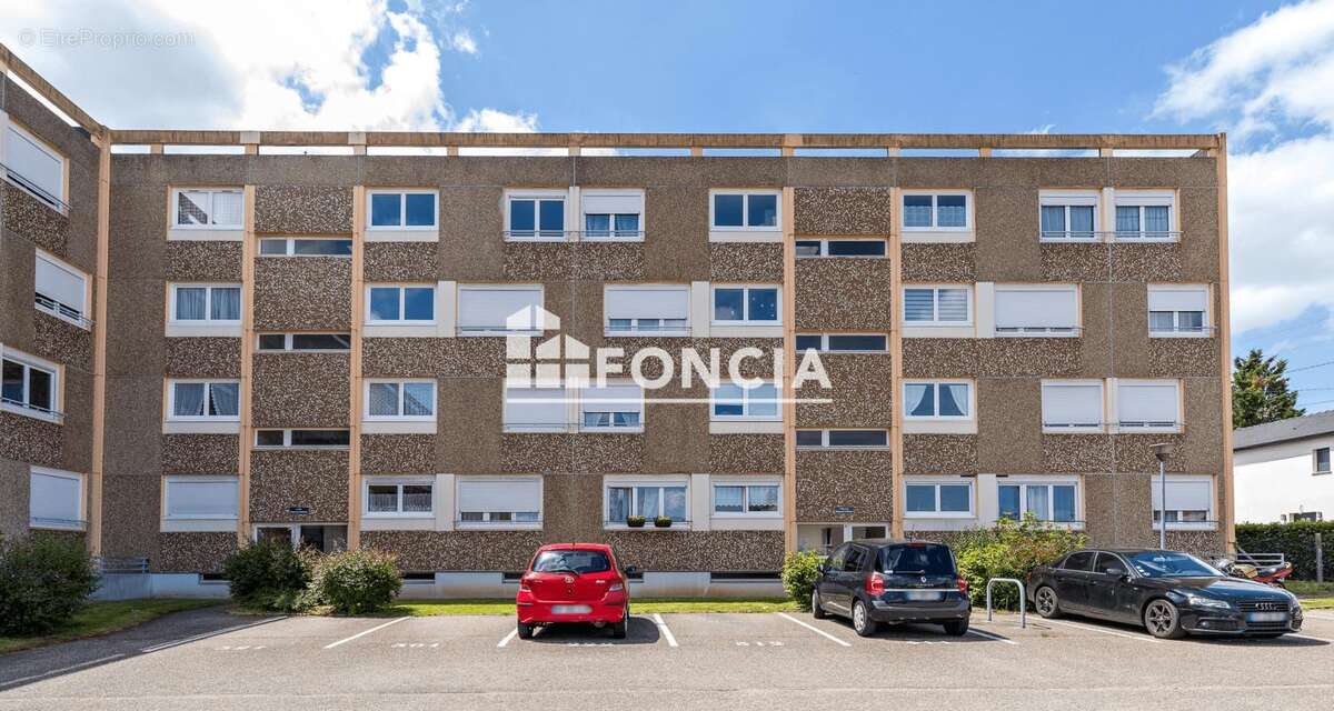 Appartement à SAINT-ETIENNE-DU-ROUVRAY