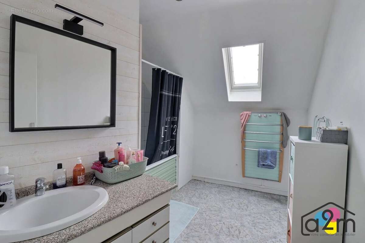 Maison à SAINT-VAAST-LES-MELLO