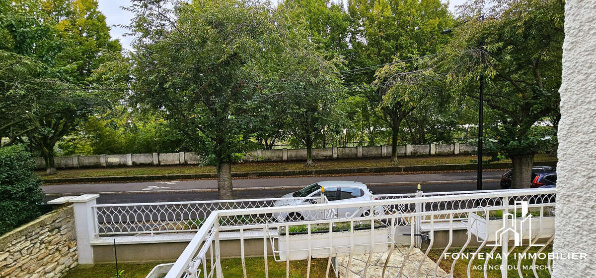 Maison à SAINT-MAUR-DES-FOSSES