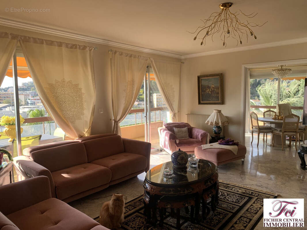 Appartement à MENTON
