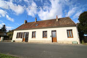 Maison à AVRILLY