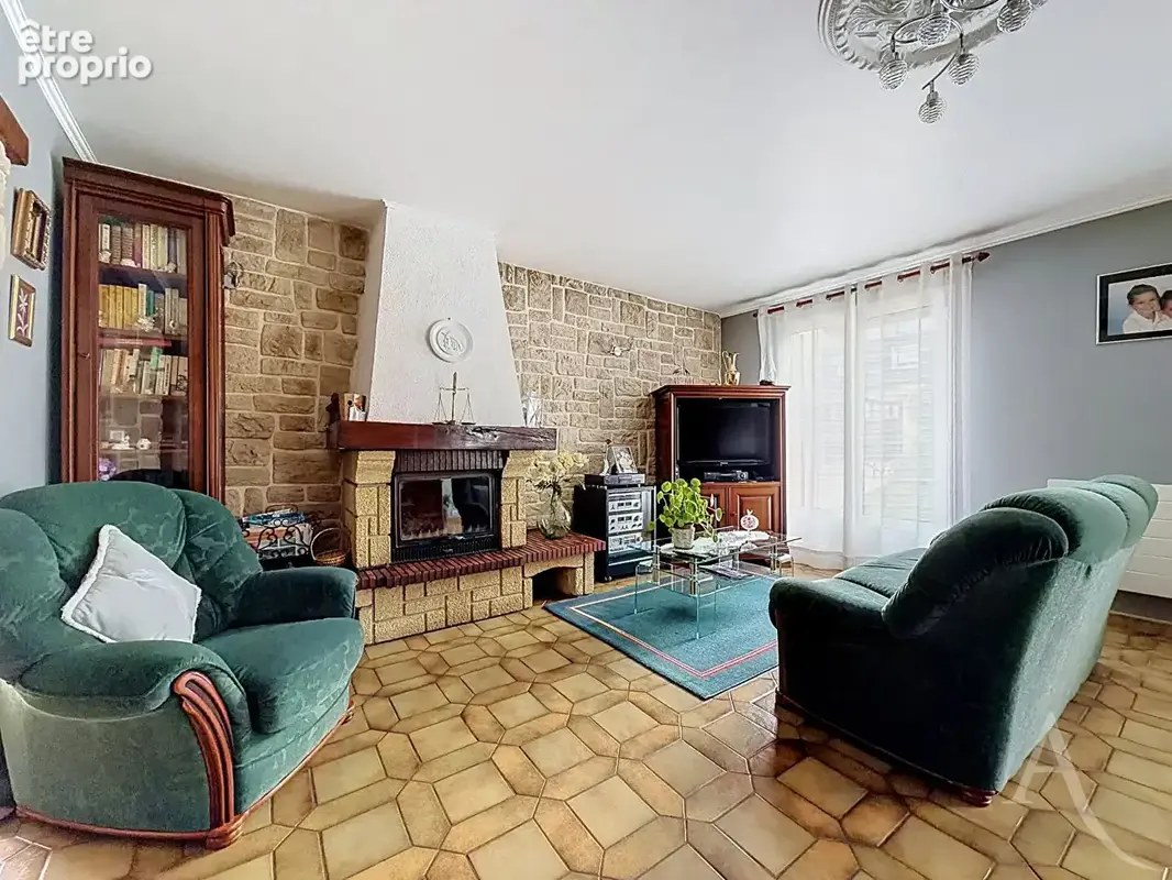 Maison Mantes La Ville de plain pieds 4 chambres et 460m² de terrain - photo 5