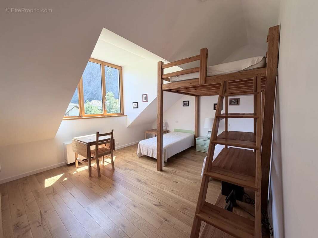Maison d'architecte composée de deux logements - photo 10