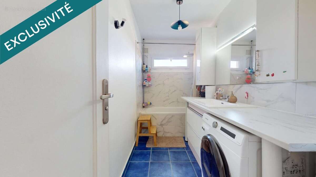 Photo 9 - Appartement à BRON