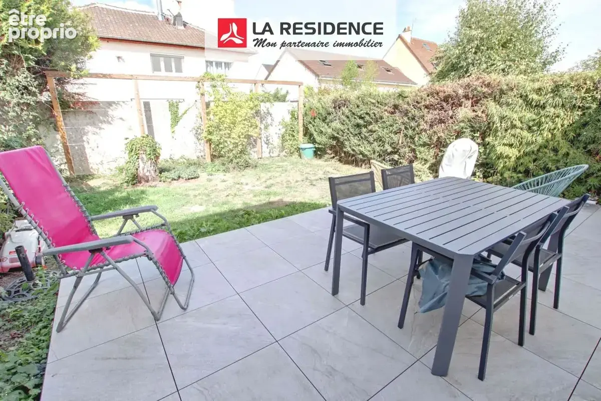 Maison 5 pièces 110 m² à vendre à Le Mesnil-Saint-Denis (78320) - photo 4